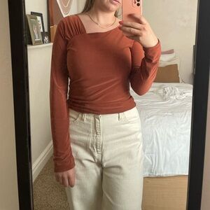 Long sleeve rust top
